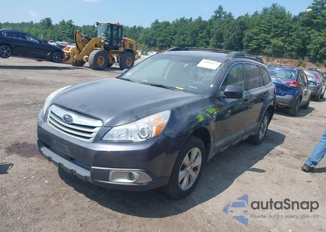2010 Subaru Outback 2.5I Premium z USA, uszkodzony, nr VIN 4S4BRBCC6A3375192